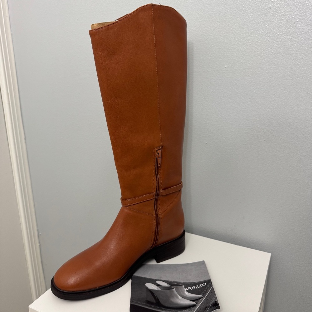 Arezzo Women’s Tall Leather Riding Boots Caramel , Gold Buckle Detail , NEW - Picture 4 of 11